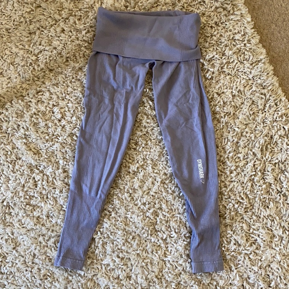 Violet gymshark yoga lounge leggings sz M